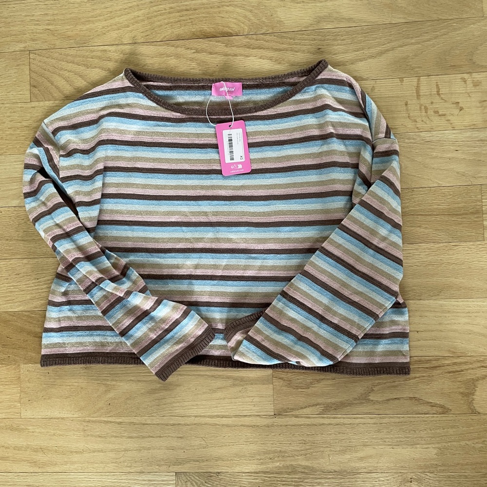 EDIKTED Alexis off shoulder top. S new w tags